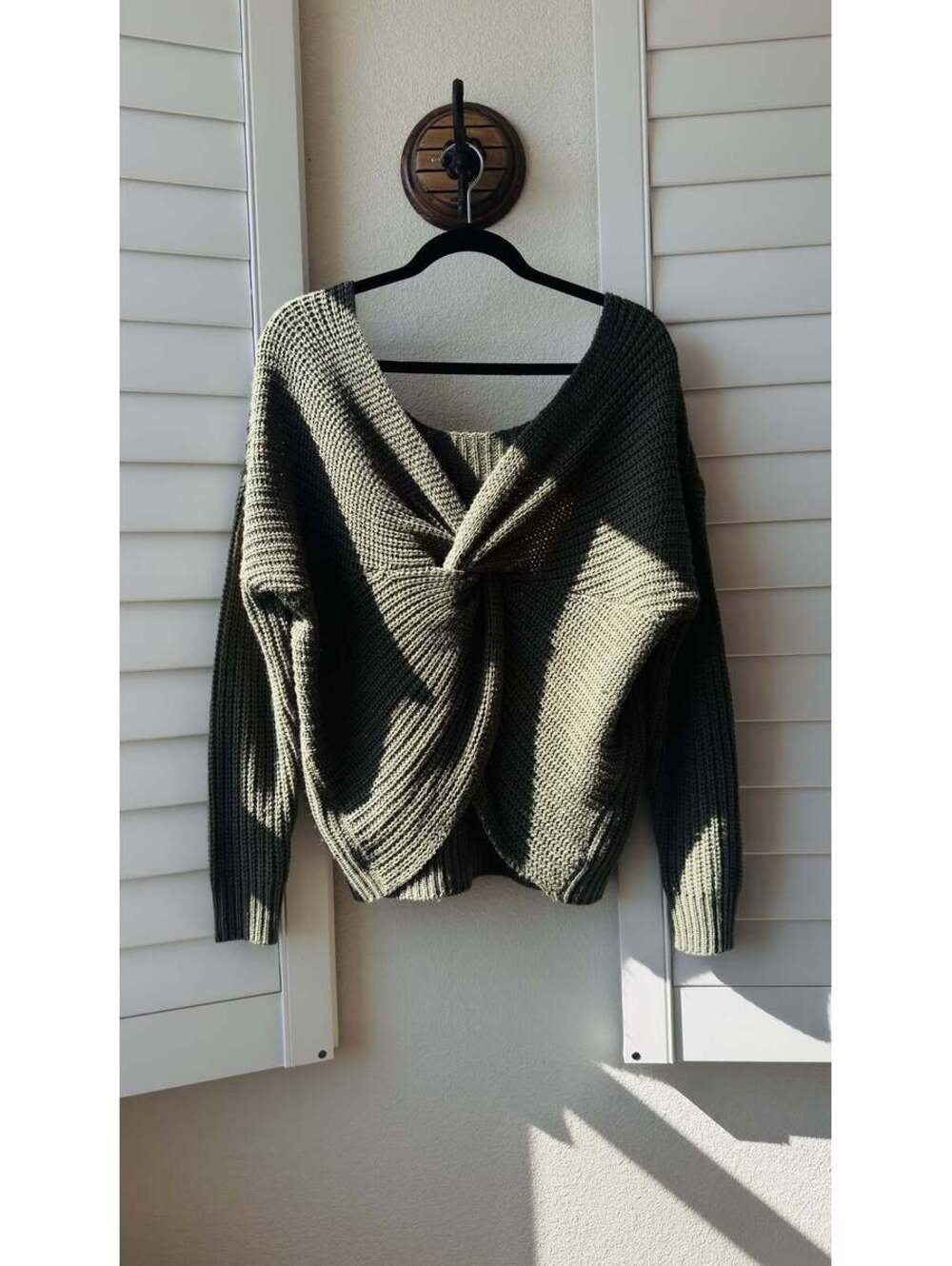 Full Circle Trends Olive Green Twist Knit Sweater Size S